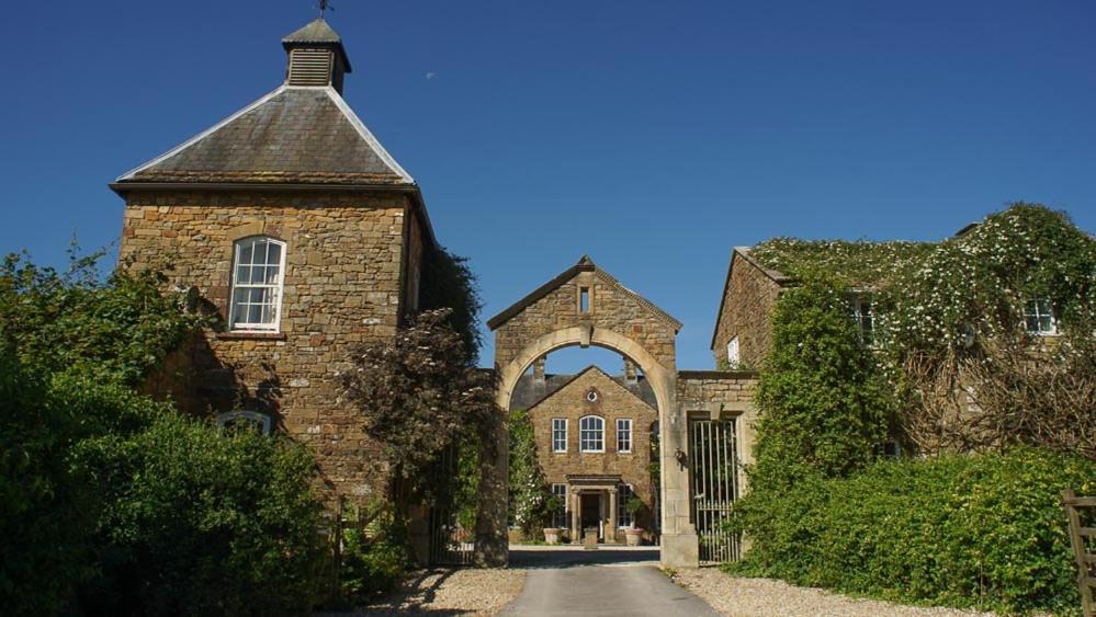 Bed and Breakfast West Compton Manor Maiden Newton Exteriér fotografie